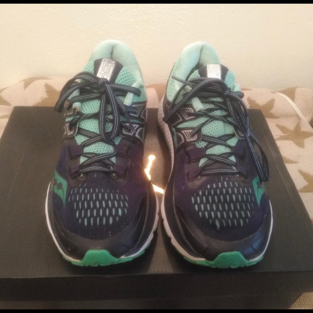 Saucony Womens Shoes Size 8 ISOFIT Triumph Running